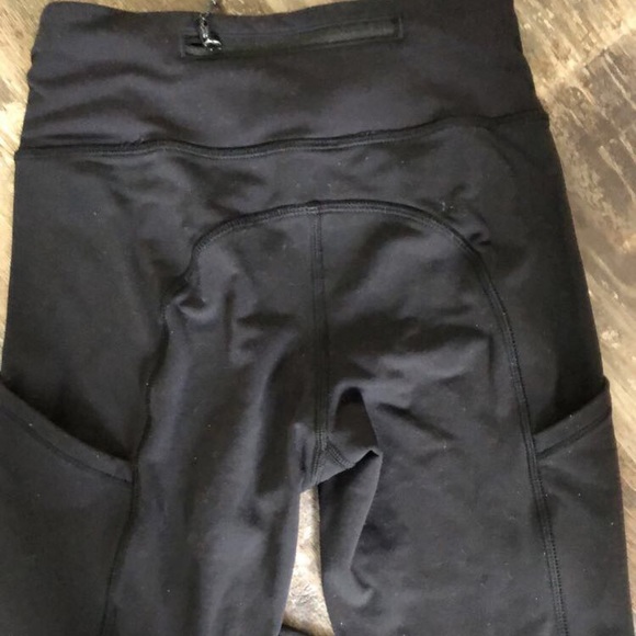 Black leggings. Size 2. - Picture 4 of 6